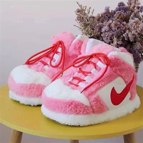 Nike slippers fluffy for girls